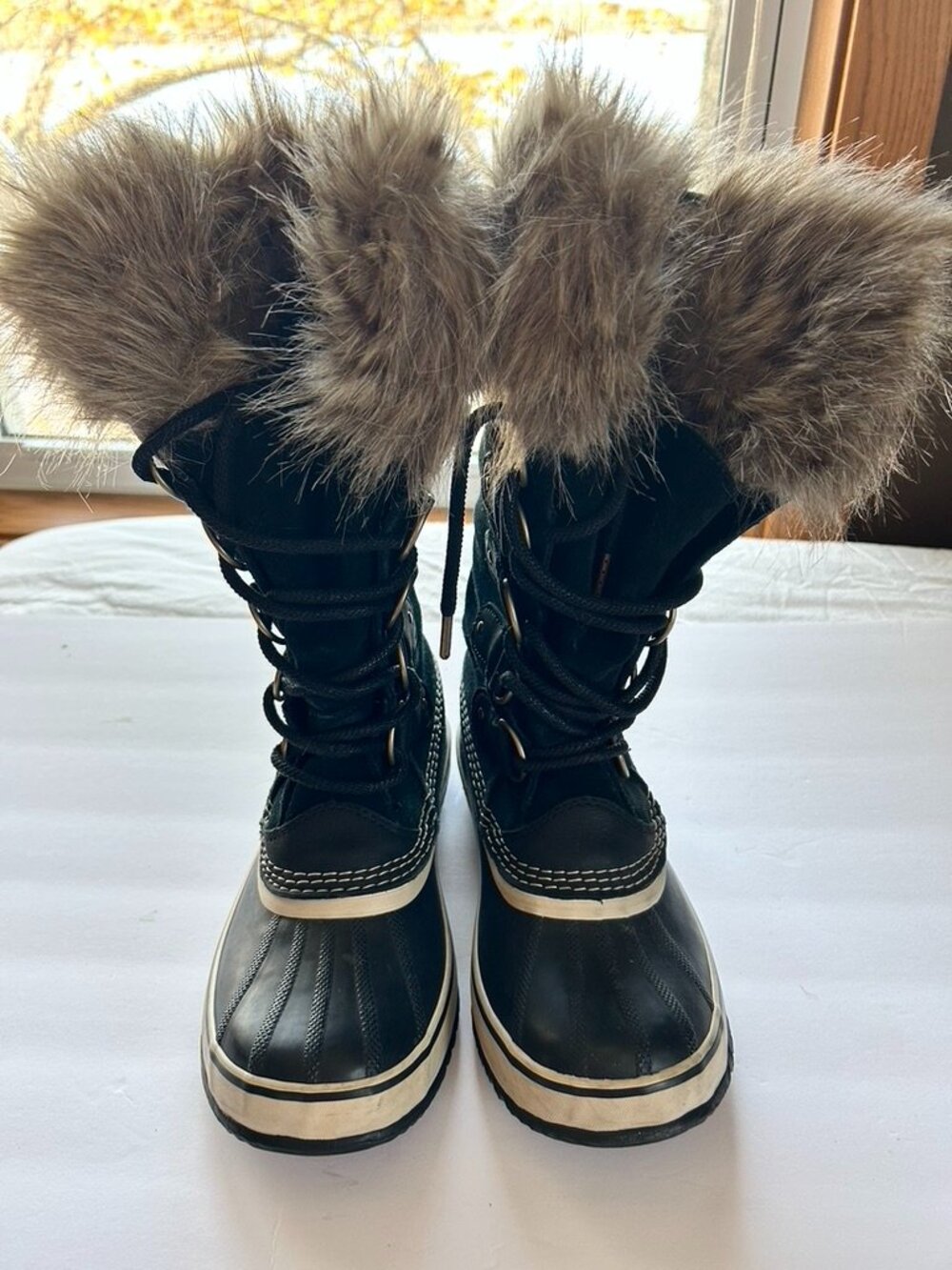 Sorel Women's Tall Winter Boots sz 8